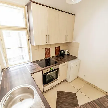 Grand Soho Apartment *